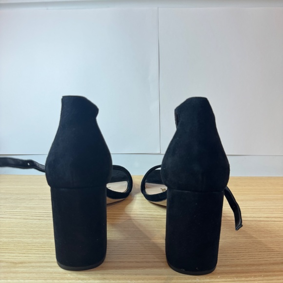 Sam Edelman Daniella Block Heel Sandal, 9.5 - Picture 4 of 6